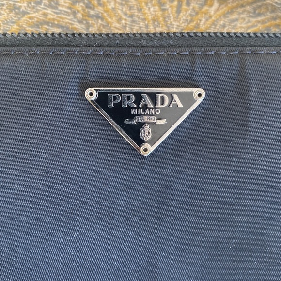 PRADA Logo Plate Long Wallet Tessuto Nylon Saffiano Leather Auth w/Card - Picture 16 of 17